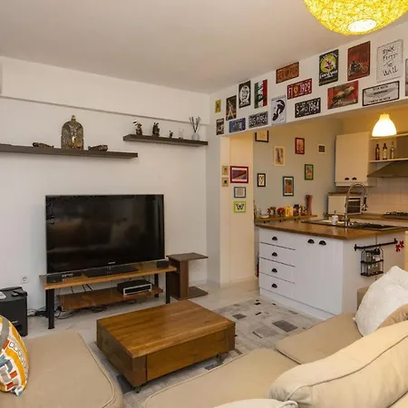 2 Bedroom Large House With Garden In Moda *